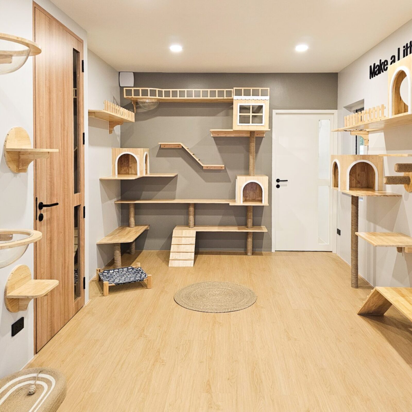 บริเวณส่วนกลาง ของ Cat Corner Cat Hotel Phuket